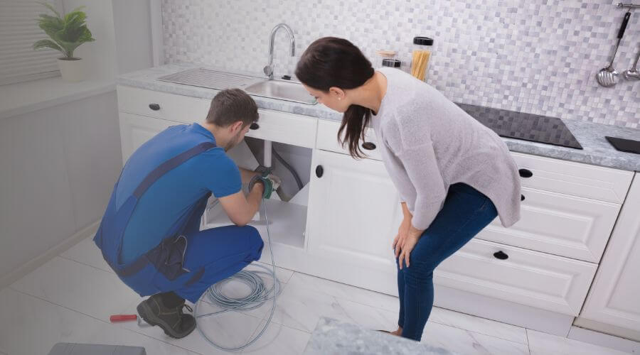 Professional bathroom faucet installation in Ponce, PR